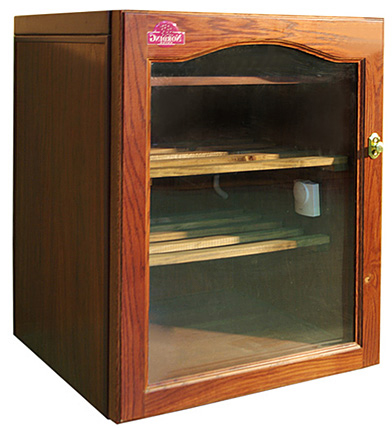 Монотемпературный винный шкаф Gruppo Blocnesa BT75V