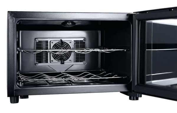 Монотемпературный винный шкаф Cellar Private CP008F