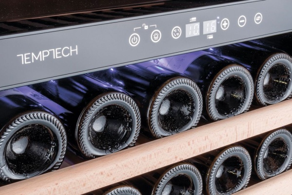 Двухзонный винный шкаф Temptech WP120DCS