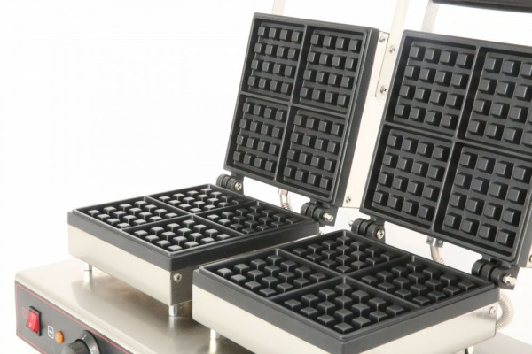 Вафельница Enigma IWB-2S