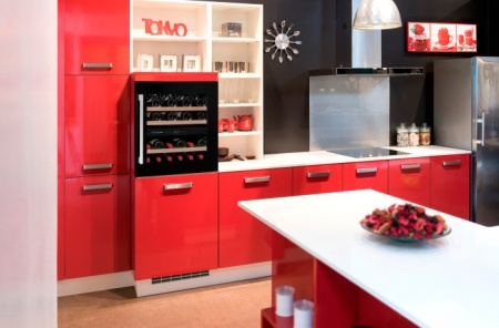 Двухзонный винный шкаф Avintage AVI60CDZA