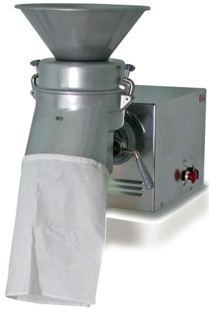 Универсальная кухонная машина Торгмаш Пермь УКМ-06-03П