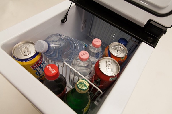 Автохолодильник встраиваемый для грузовиков Indel B TB27AM (DAF XF105)