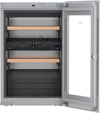 Двухзонный винный шкаф Liebherr EWTgw 1683