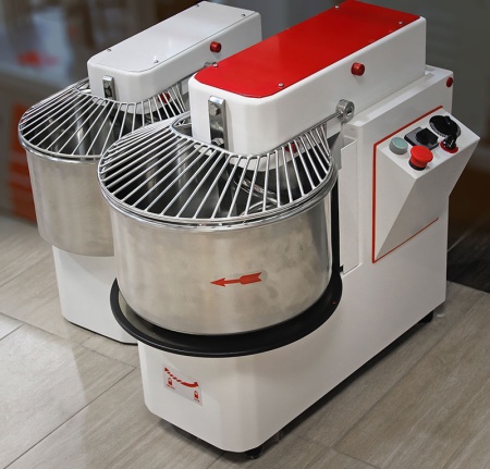 Спиральный тестомес Pizza Group IF42