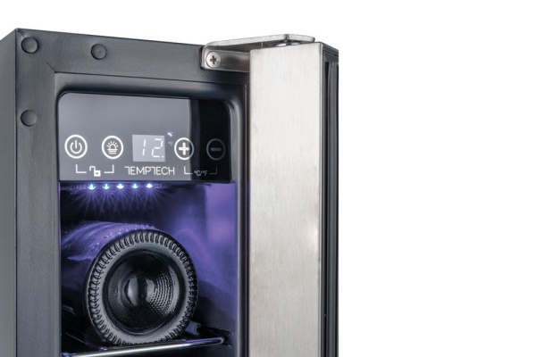 Монотемпературный винный шкаф Temptech WPQ15SCS