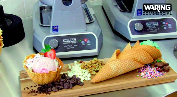 Вафельница Waring WWCM180E