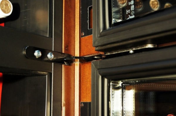 Двухзонный винный шкаф Ip Industrie CEX 601 VU