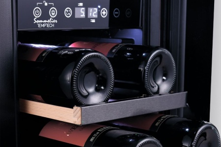 Двухзонный винный шкаф Temptech SOMX30DRB